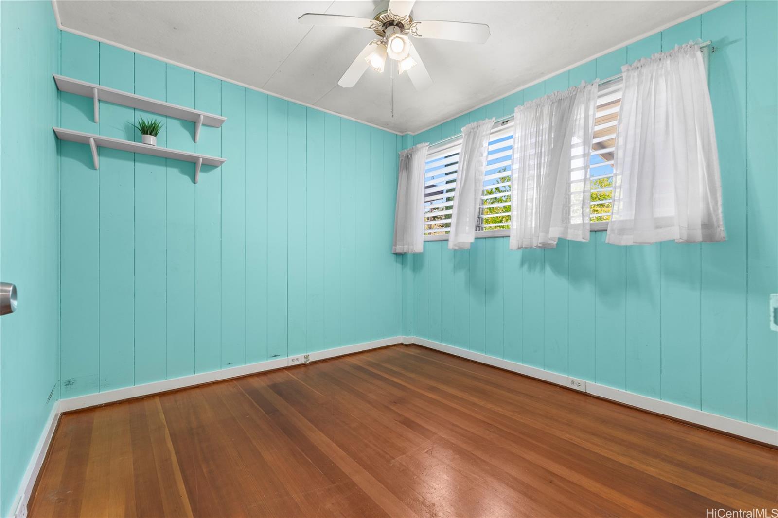 1666 A  Walea Street Wahiawa Heights, Central home - photo 11 of 24