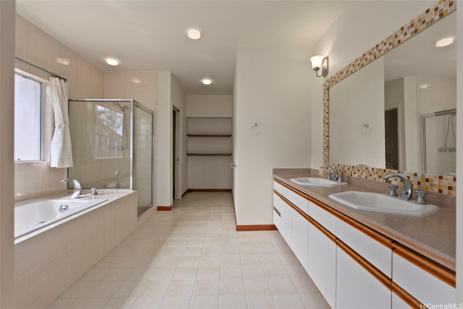 167  Maono Pl Hawaii Loa Ridge, Diamond Head home - photo 19 of 25