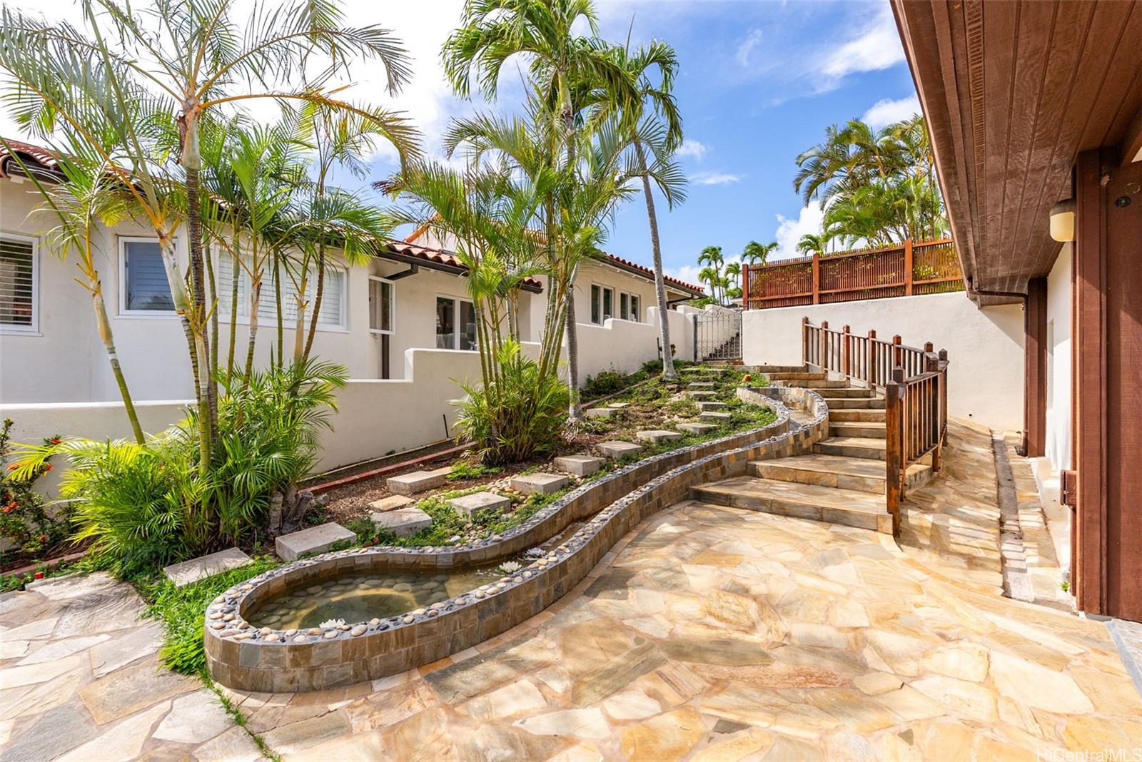 167  Maono Pl Hawaii Loa Ridge, Diamond Head home - photo 23 of 25