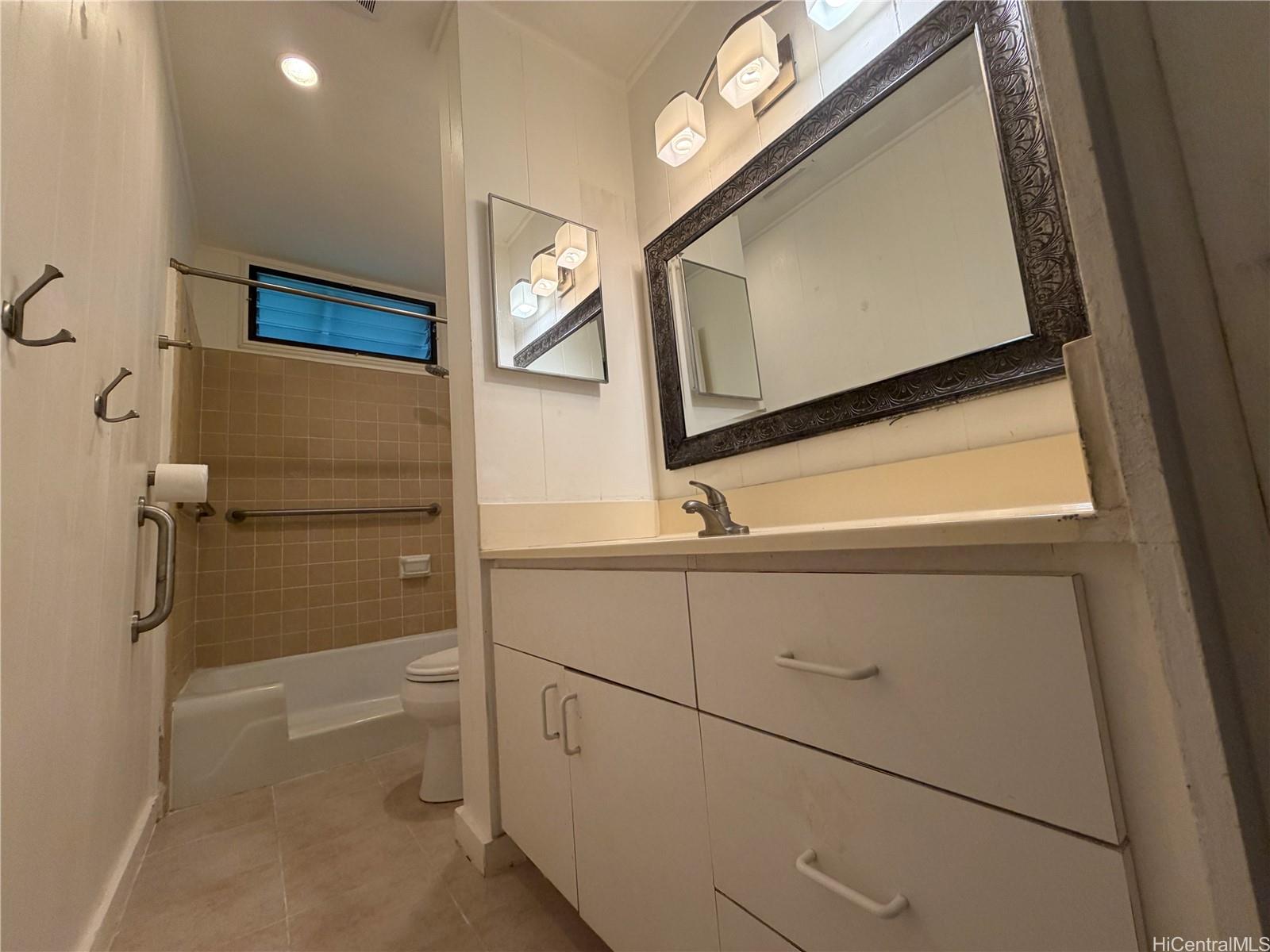 167 Puiwa Road Honolulu - Rental - photo 3 of 10