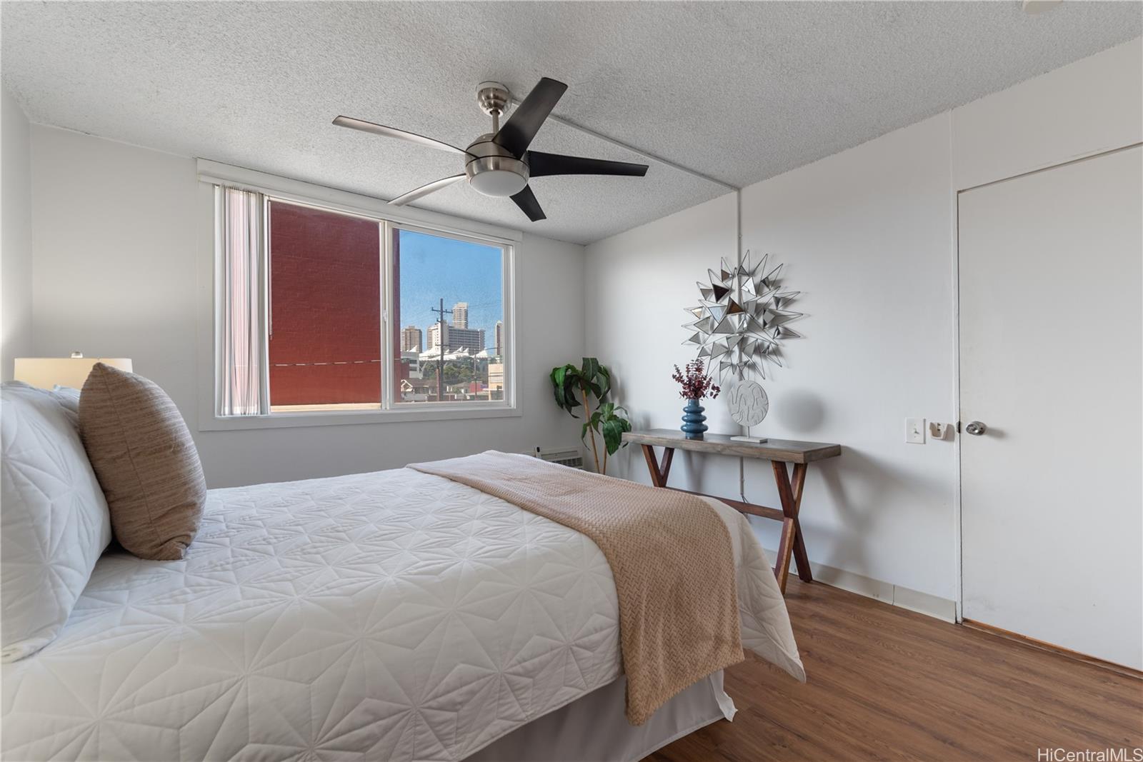 Kalakaua Sands condo # 205, Honolulu, Hawaii - photo 16 of 25