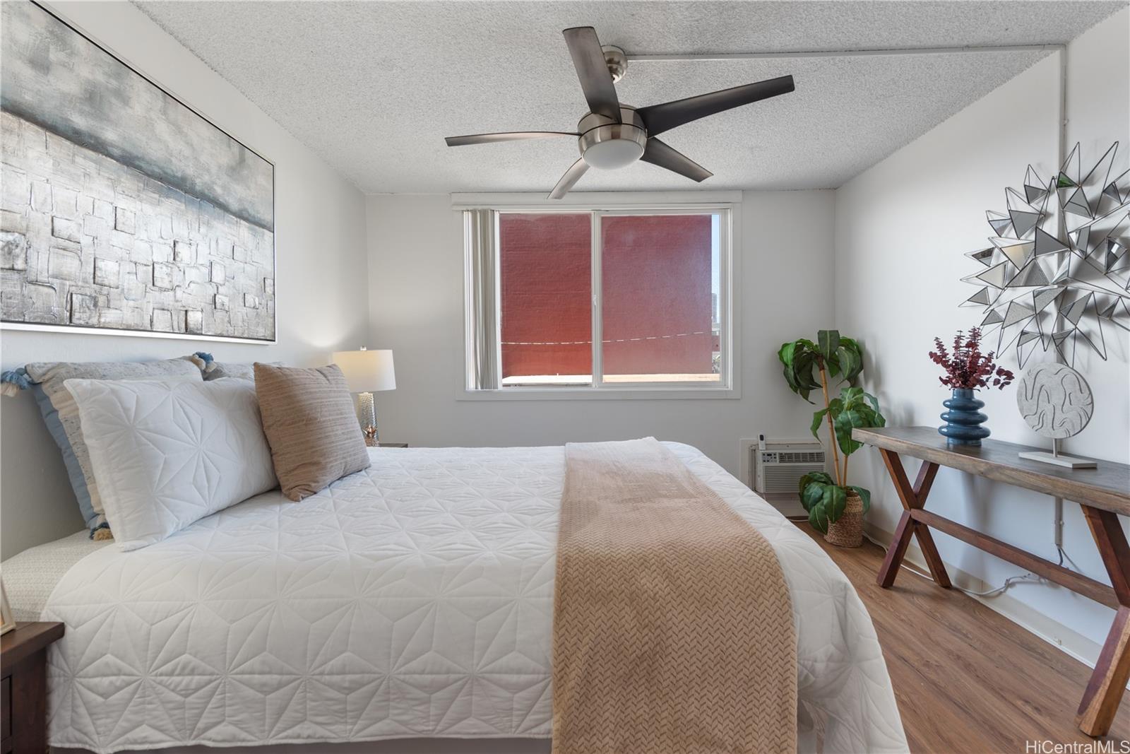 Kalakaua Sands condo # 205, Honolulu, Hawaii - photo 18 of 25