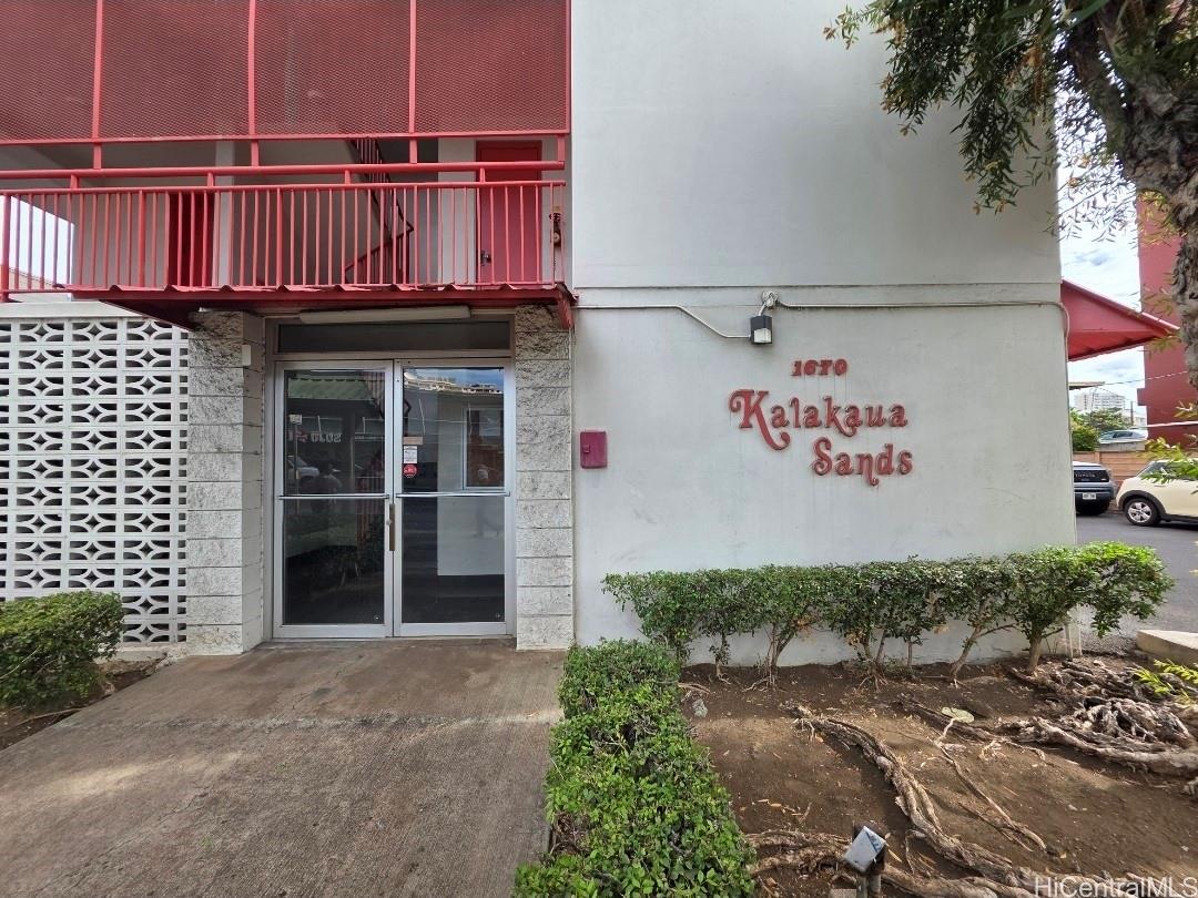 Kalakaua Sands condo # 404, Honolulu, Hawaii - photo 2 of 8