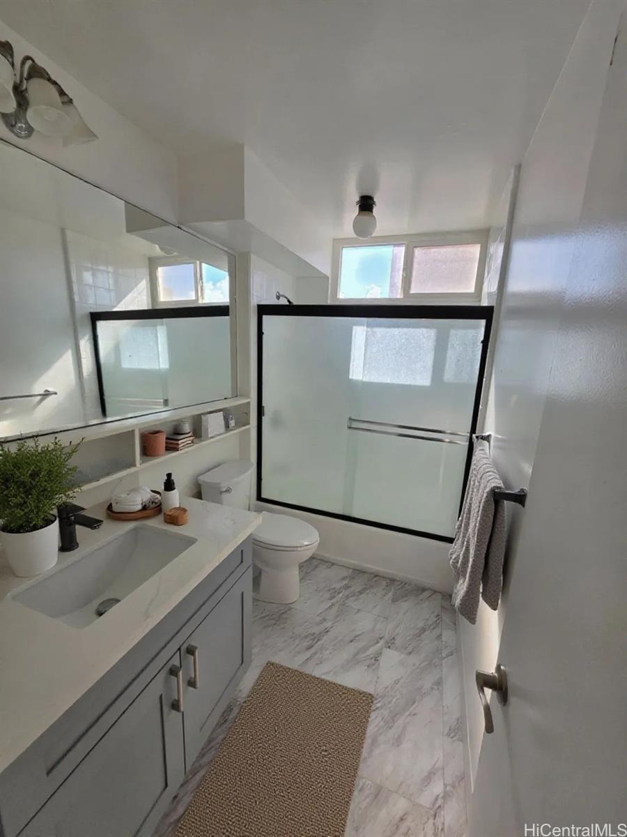 Kalakaua Sands condo # 404, Honolulu, Hawaii - photo 5 of 8