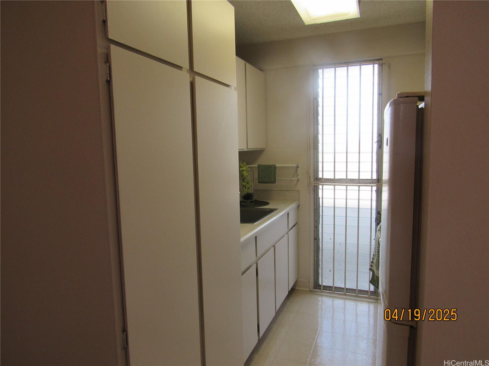 Kalakaua Sands condo # 603, Honolulu, Hawaii - photo 12 of 16