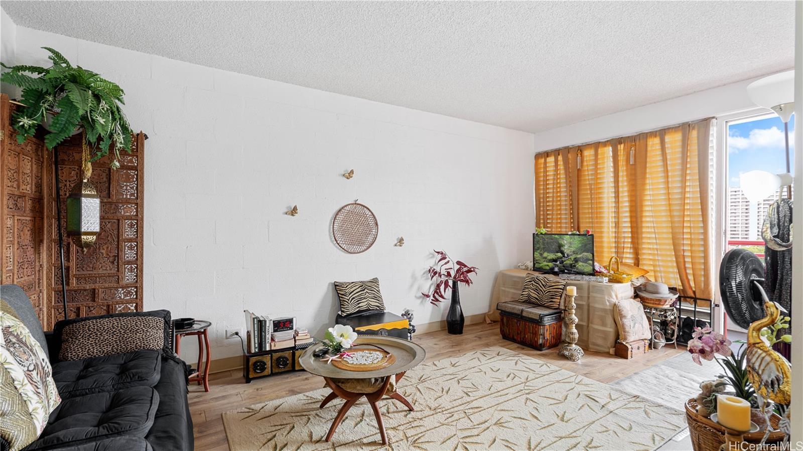 Kalakaua Sands condo # 902, Honolulu, Hawaii - photo 3 of 15