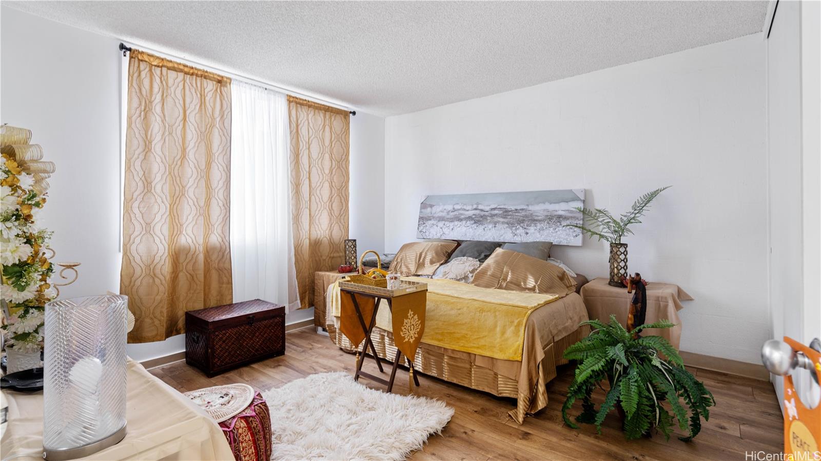 Kalakaua Sands condo # 902, Honolulu, Hawaii - photo 5 of 15