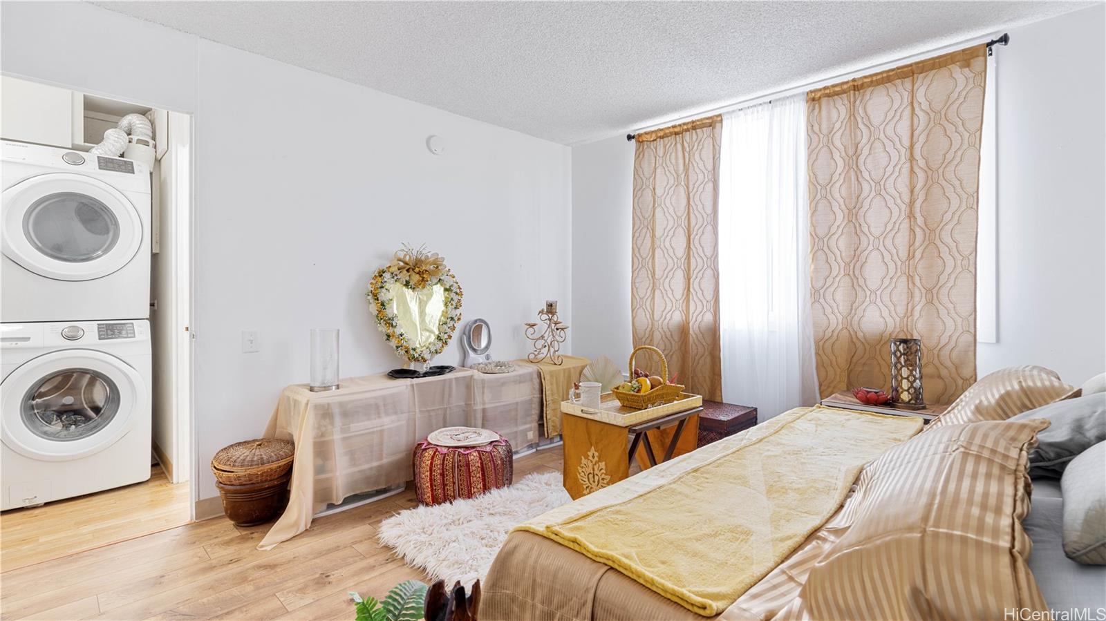 Kalakaua Sands condo # 902, Honolulu, Hawaii - photo 6 of 15