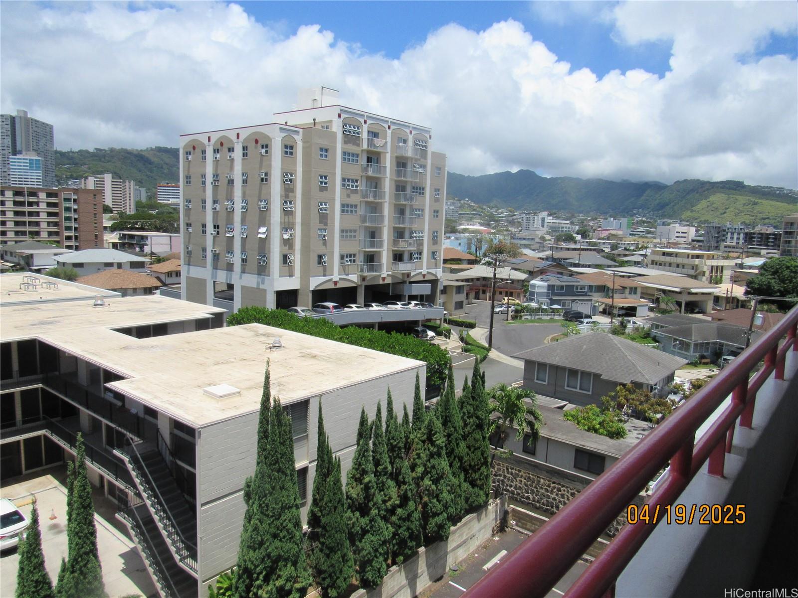 Kalakaua Sands condo # 603, Honolulu, Hawaii - photo 4 of 16