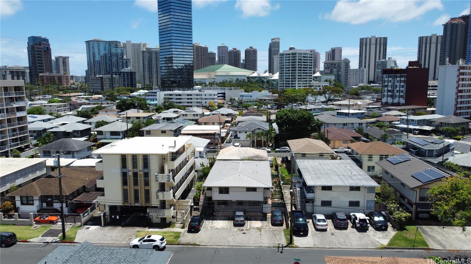 1671 Citron Street Honolulu - Multi-family - photo 11 of 25