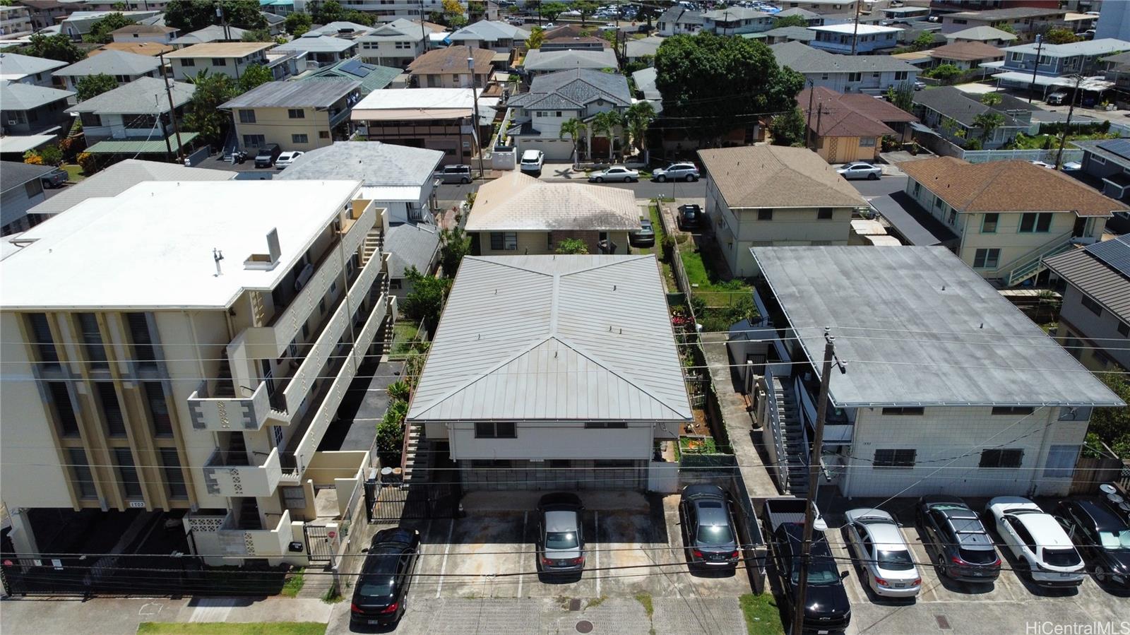 1671 Citron Street Honolulu - Multi-family - photo 12 of 25