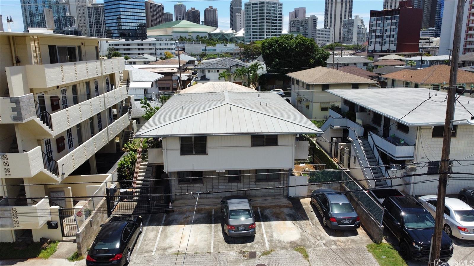 1671 Citron Street Honolulu - Multi-family - photo 13 of 25