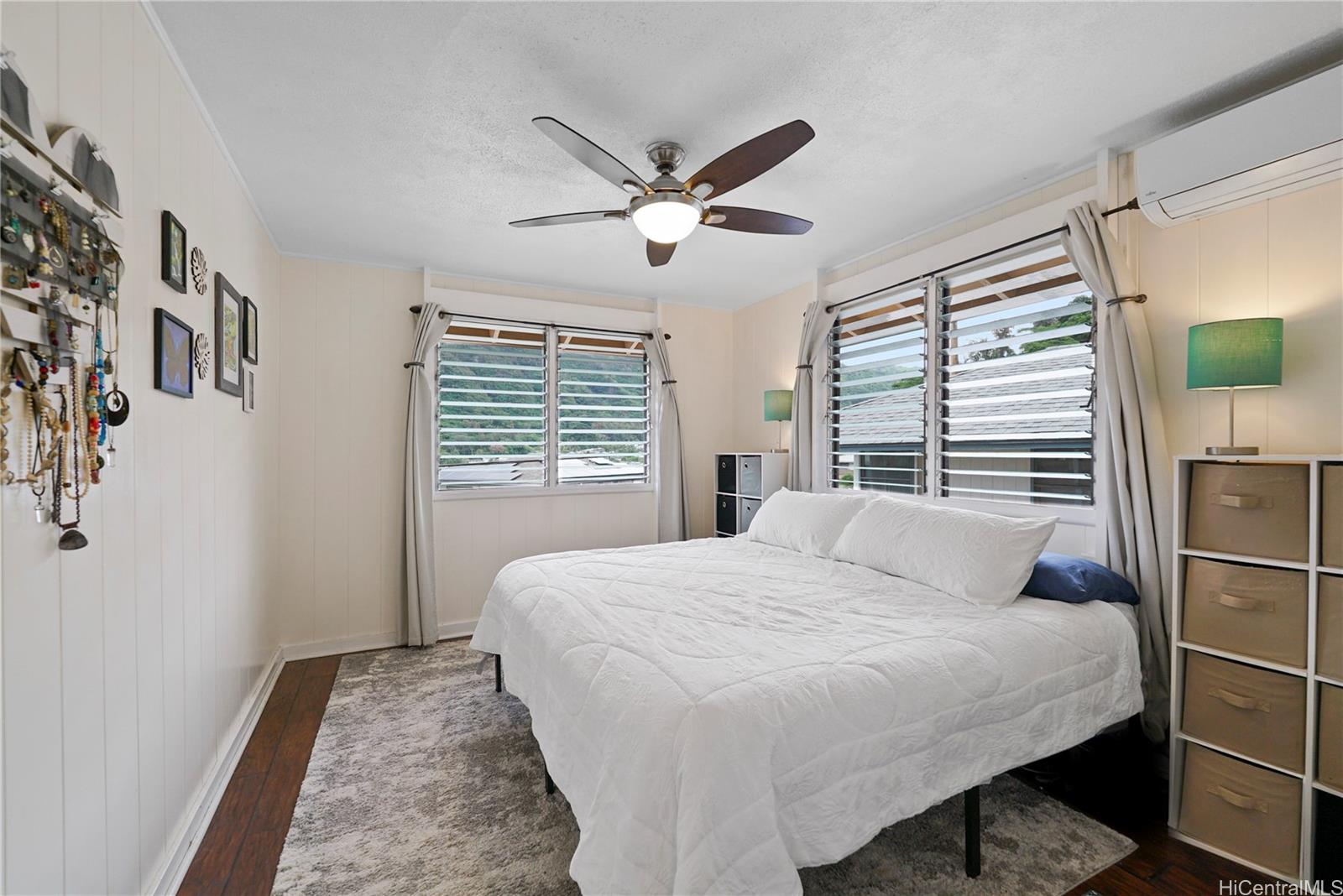 1671  Mahani Loop Kalihi Valley, Honolulu home - photo 13 of 24