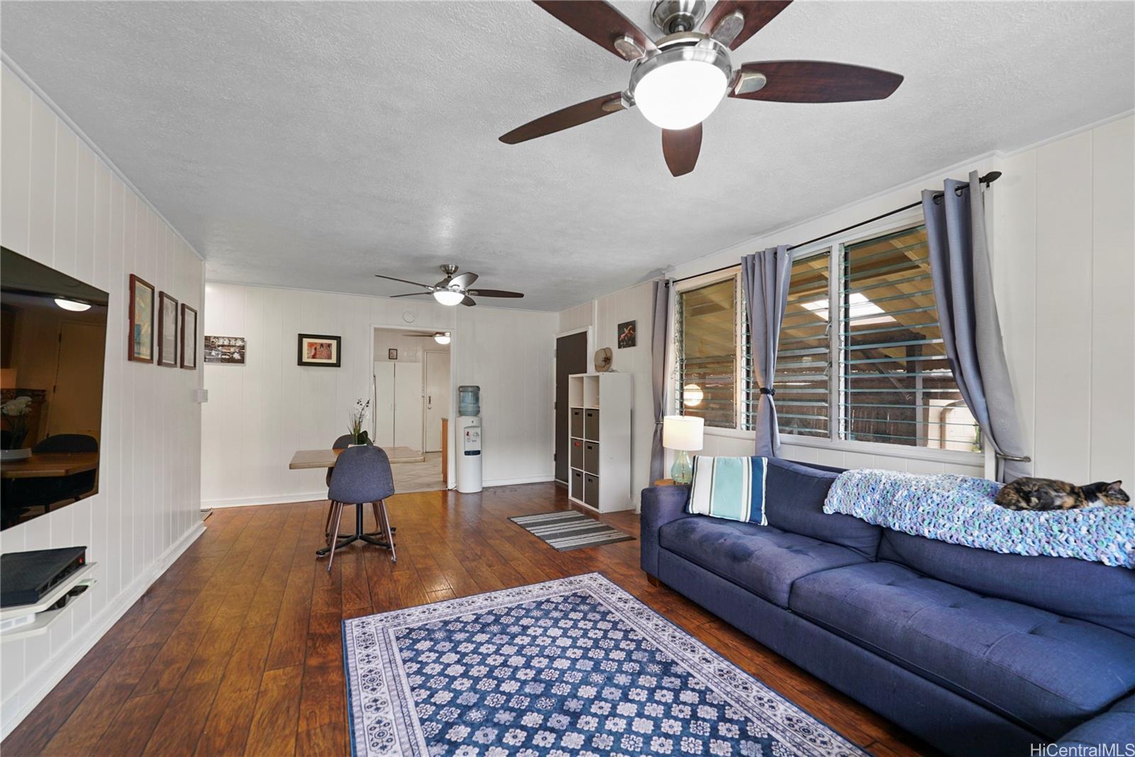1671  Mahani Loop Kalihi Valley, Honolulu home - photo 4 of 24