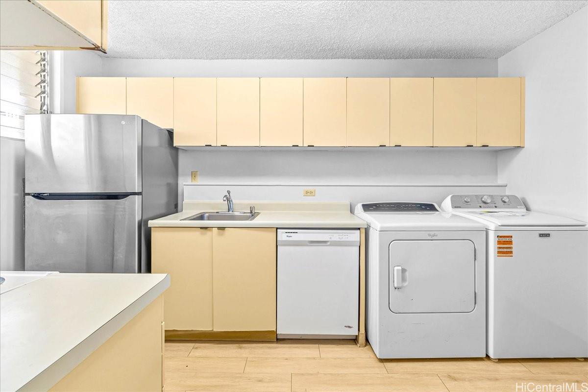 Harbor View Plaza condo # 1303, Honolulu, Hawaii - photo 15 of 25