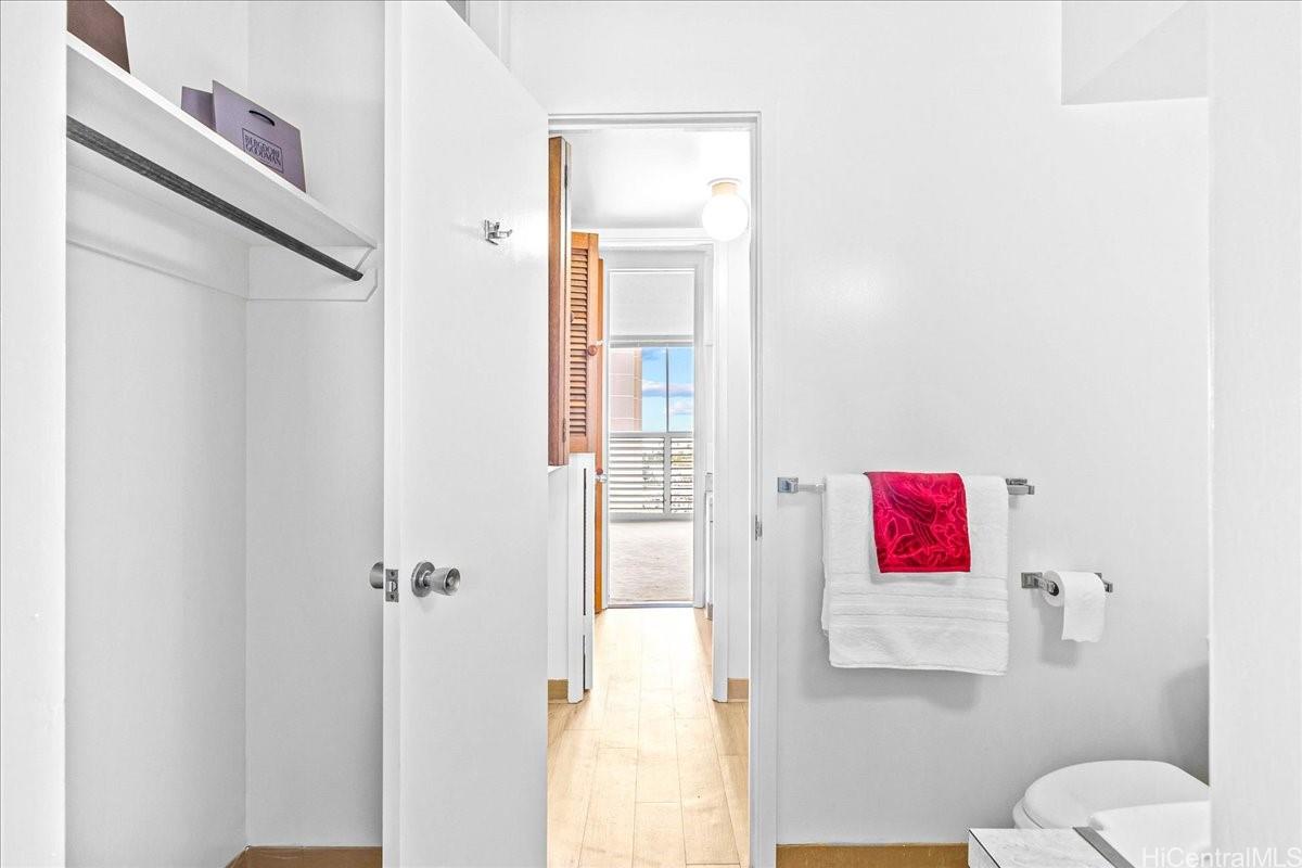 Harbor View Plaza condo # 1303, Honolulu, Hawaii - photo 23 of 25