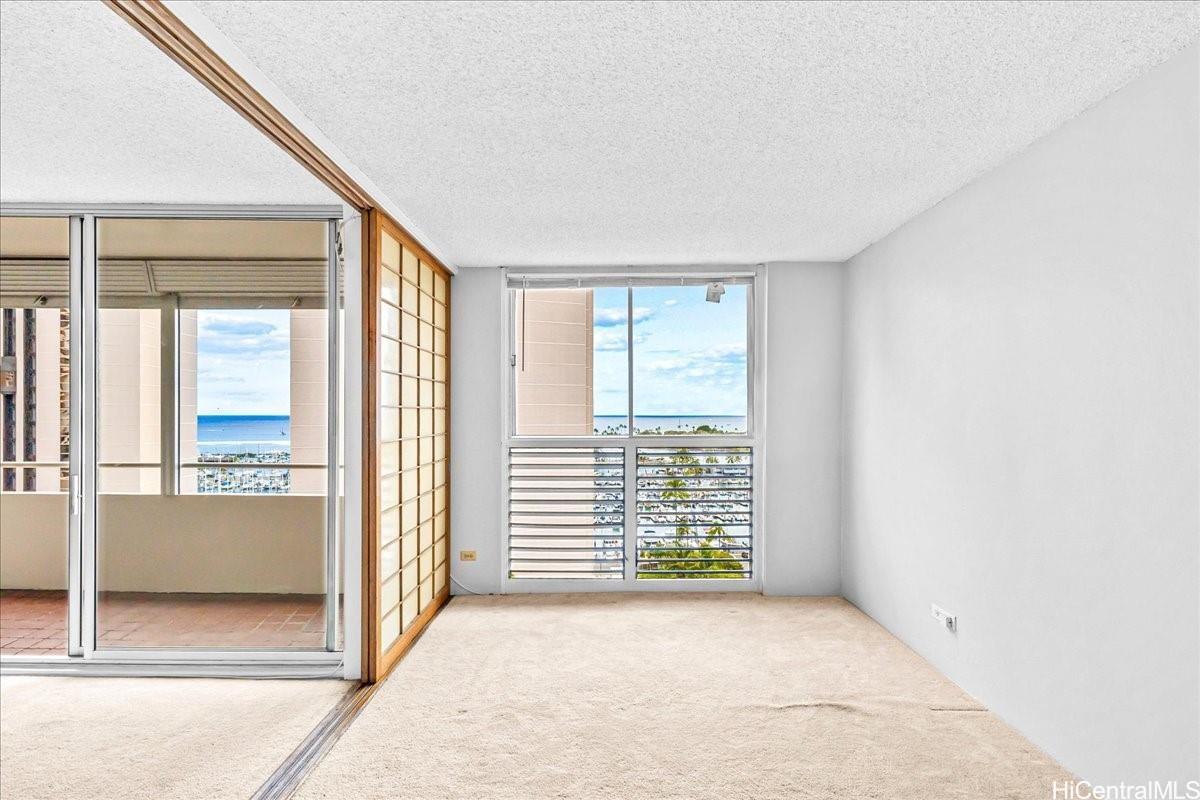 Harbor View Plaza condo # 1303, Honolulu, Hawaii - photo 12 of 25