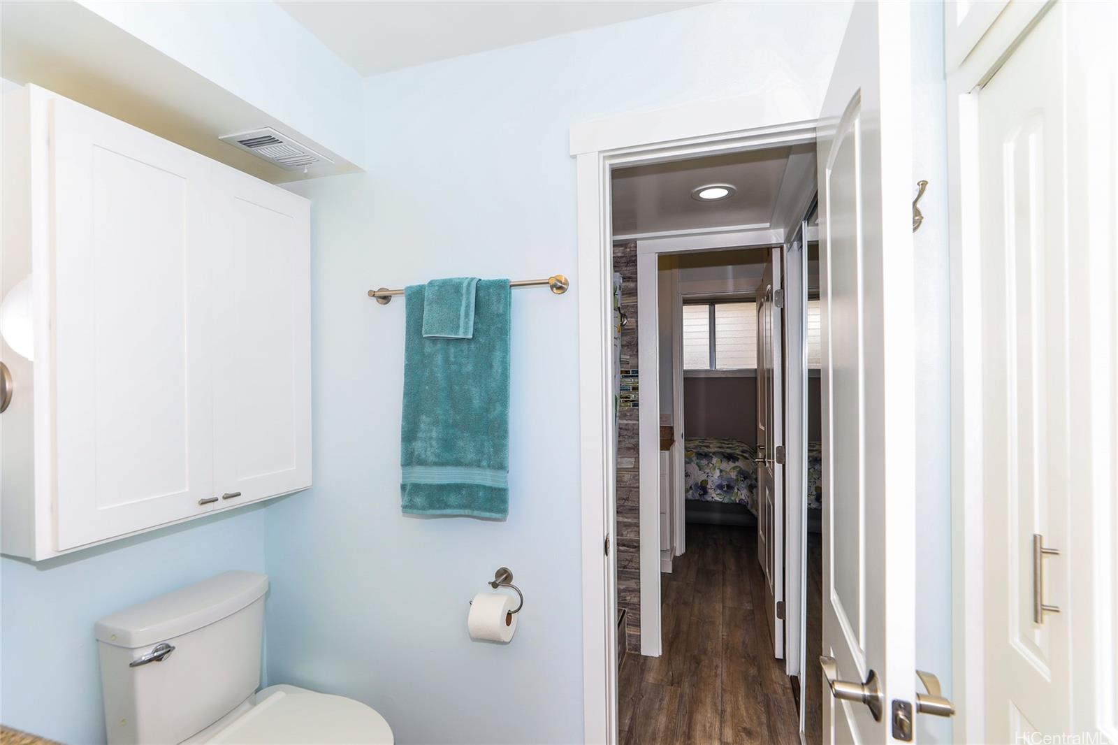 Harbor View Plaza condo # 505, Honolulu, Hawaii - photo 11 of 25