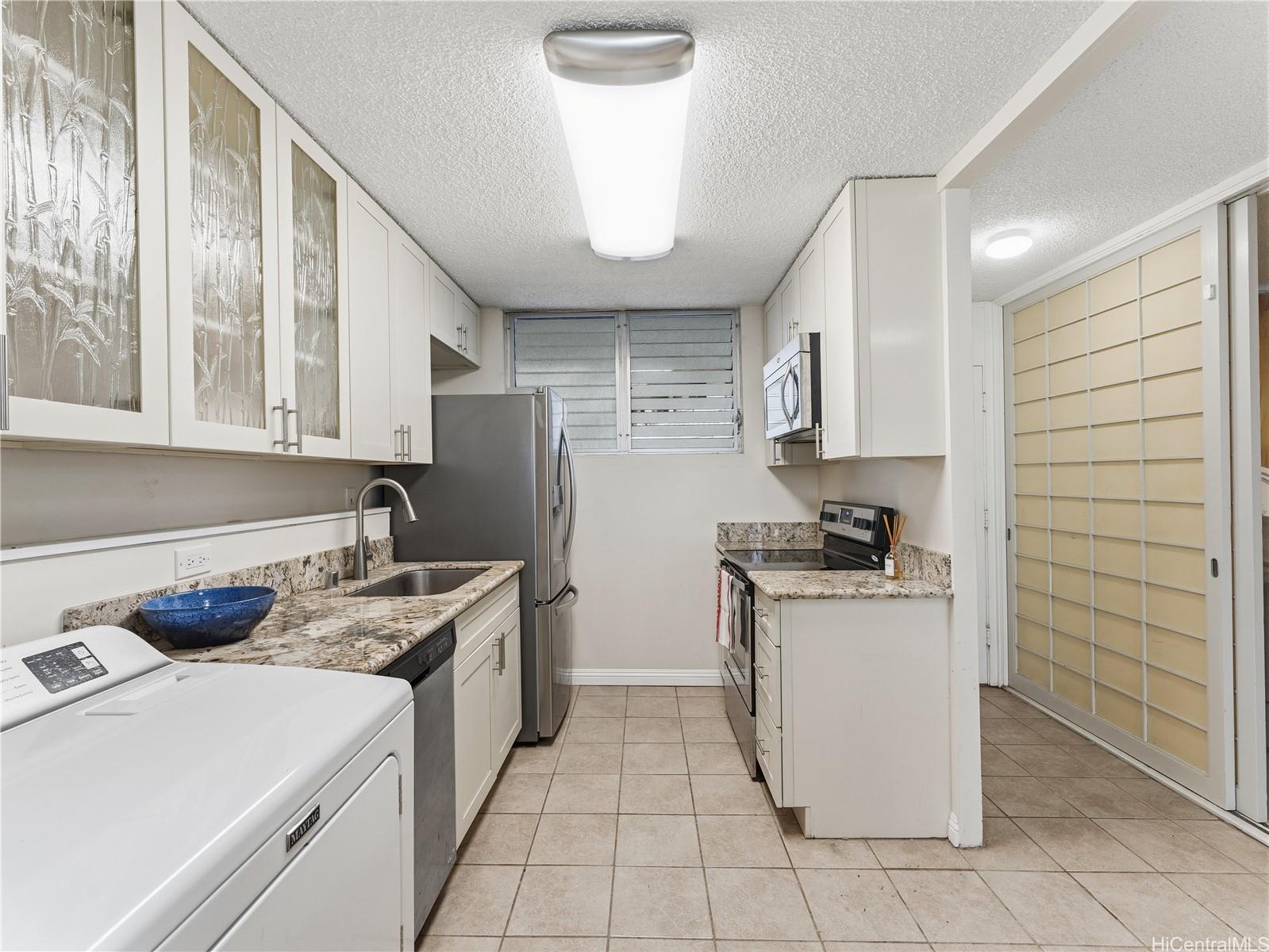 Harbor View Plaza condo # 508, Honolulu, Hawaii - photo 7 of 24