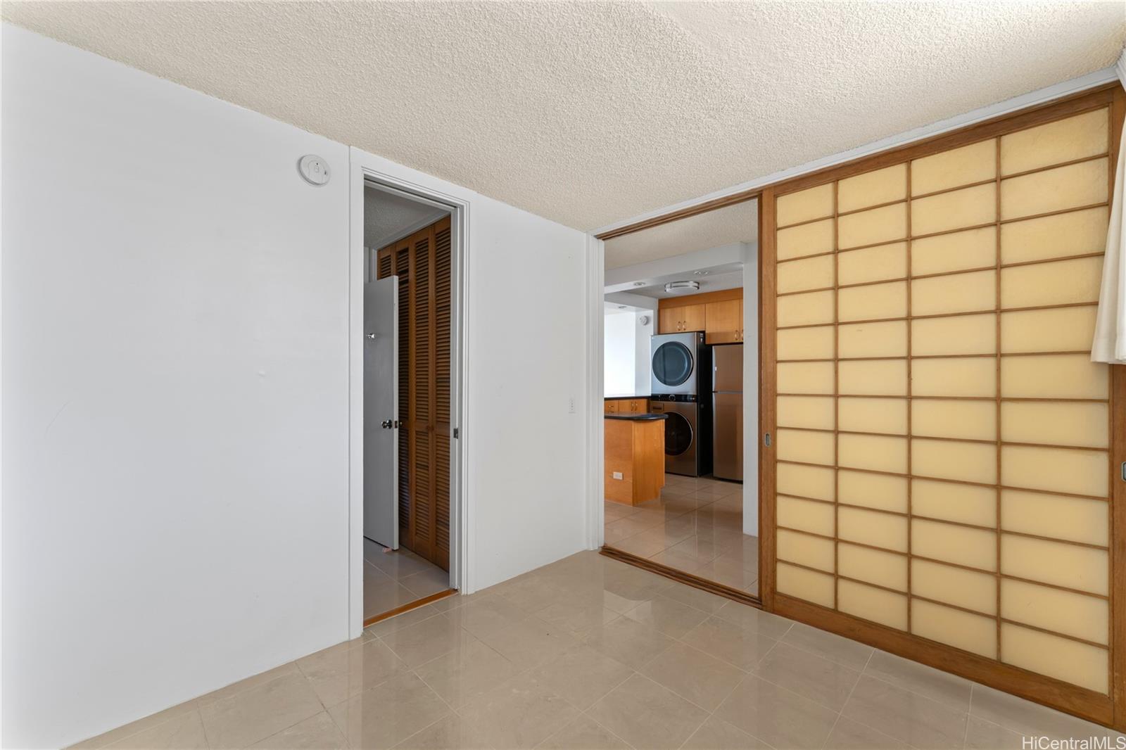 Harbor View Plaza condo # 710, Honolulu, Hawaii - photo 16 of 25