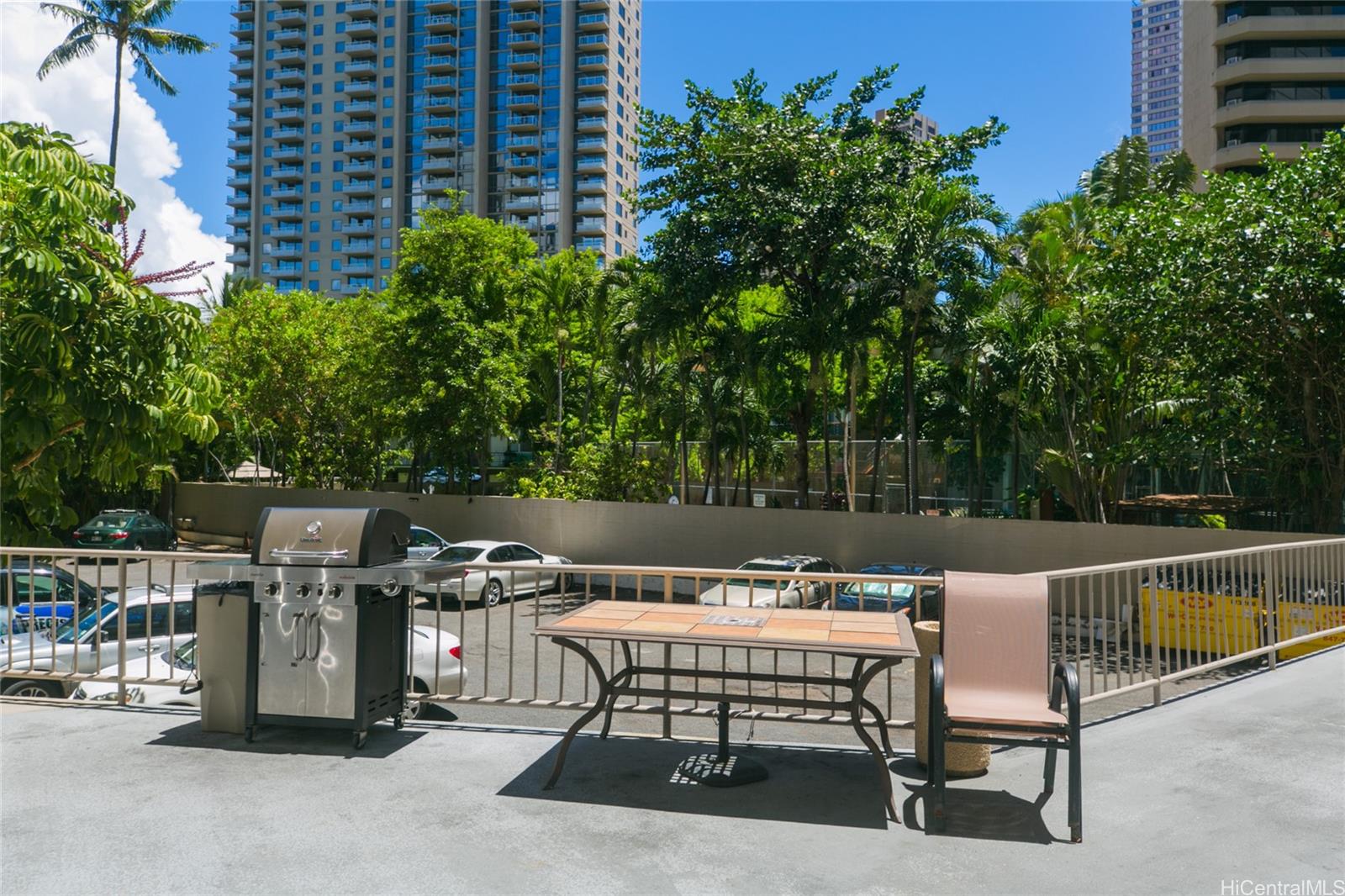 Harbor View Plaza condo # 906, Honolulu, Hawaii - photo 20 of 25