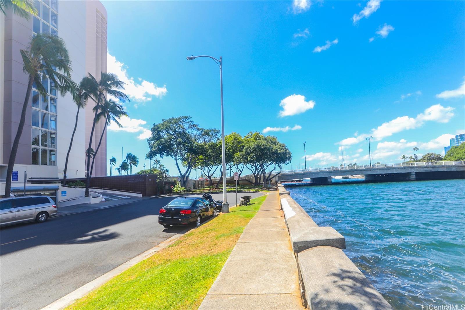 Harbor View Plaza condo # 906, Honolulu, Hawaii - photo 25 of 25