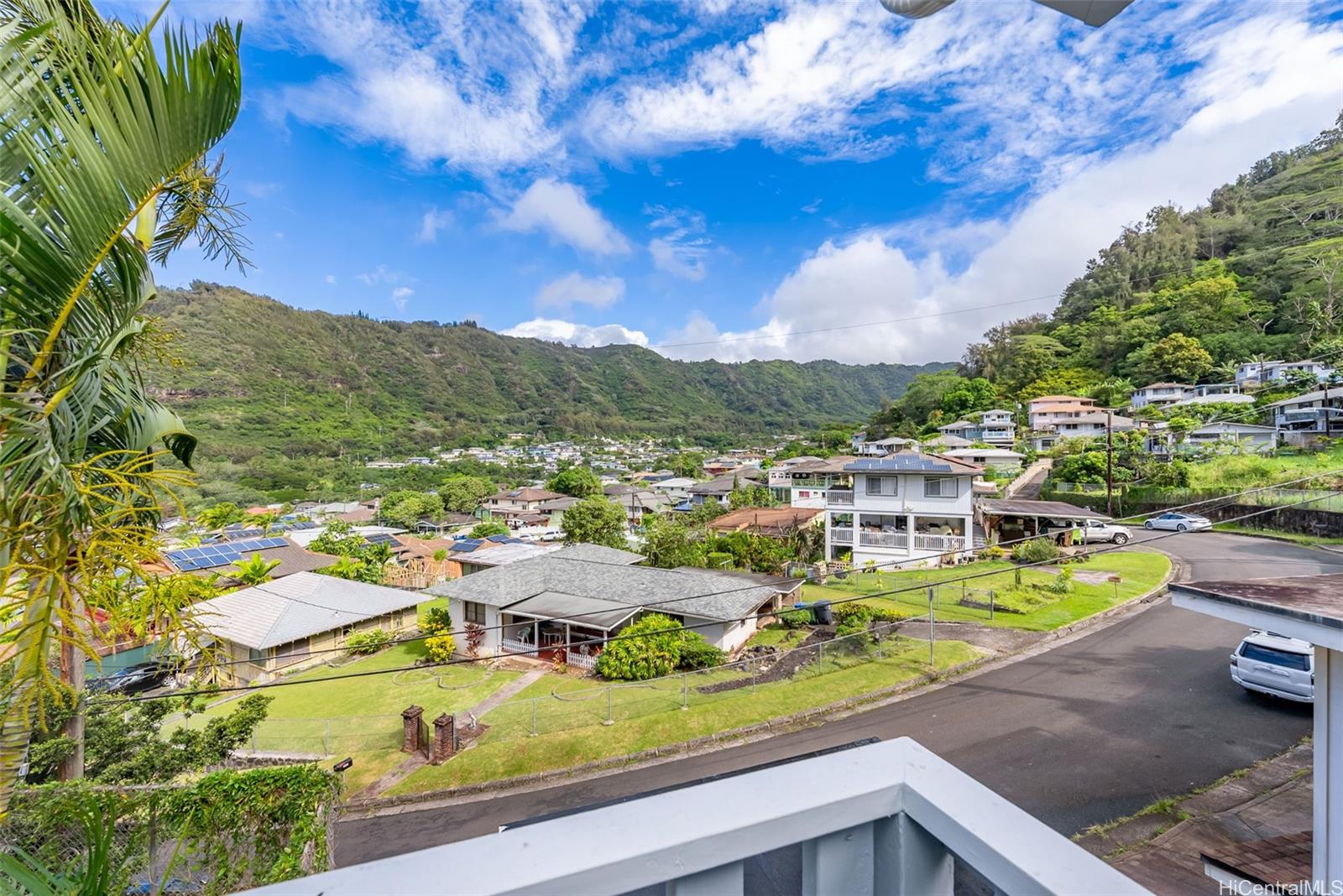 1681  Mahani Loop Kalihi Valley, Honolulu home - photo 24 of 25