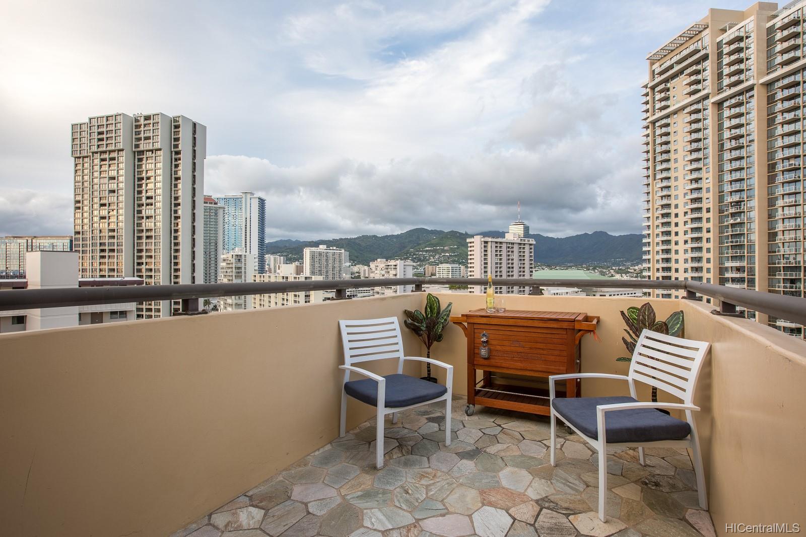 Ala Wai Terrace condo # 1650, Honolulu, Hawaii - photo 24 of 25