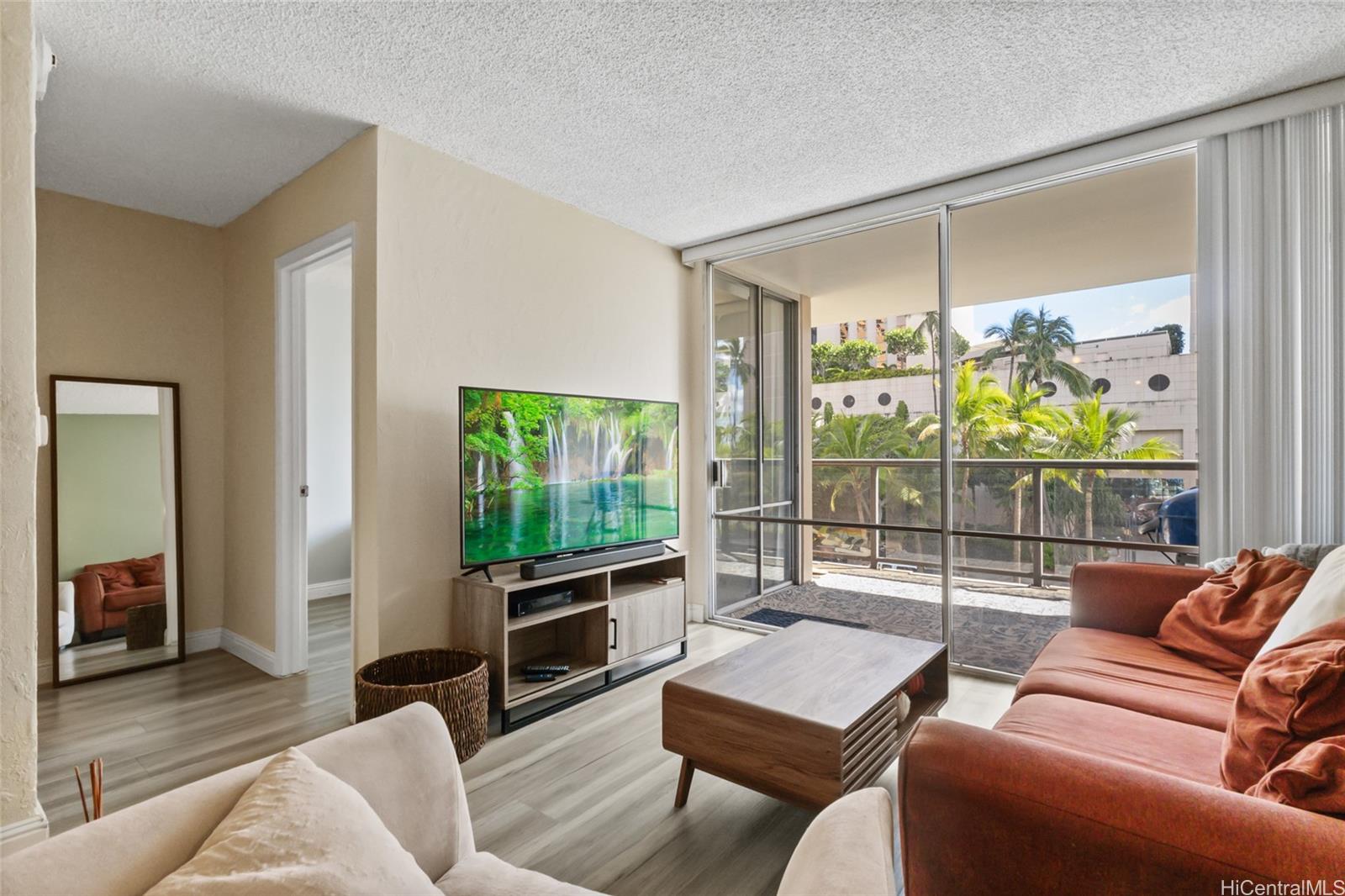 Ala Wai Terrace condo # 251, Honolulu, Hawaii - photo 2 of 25