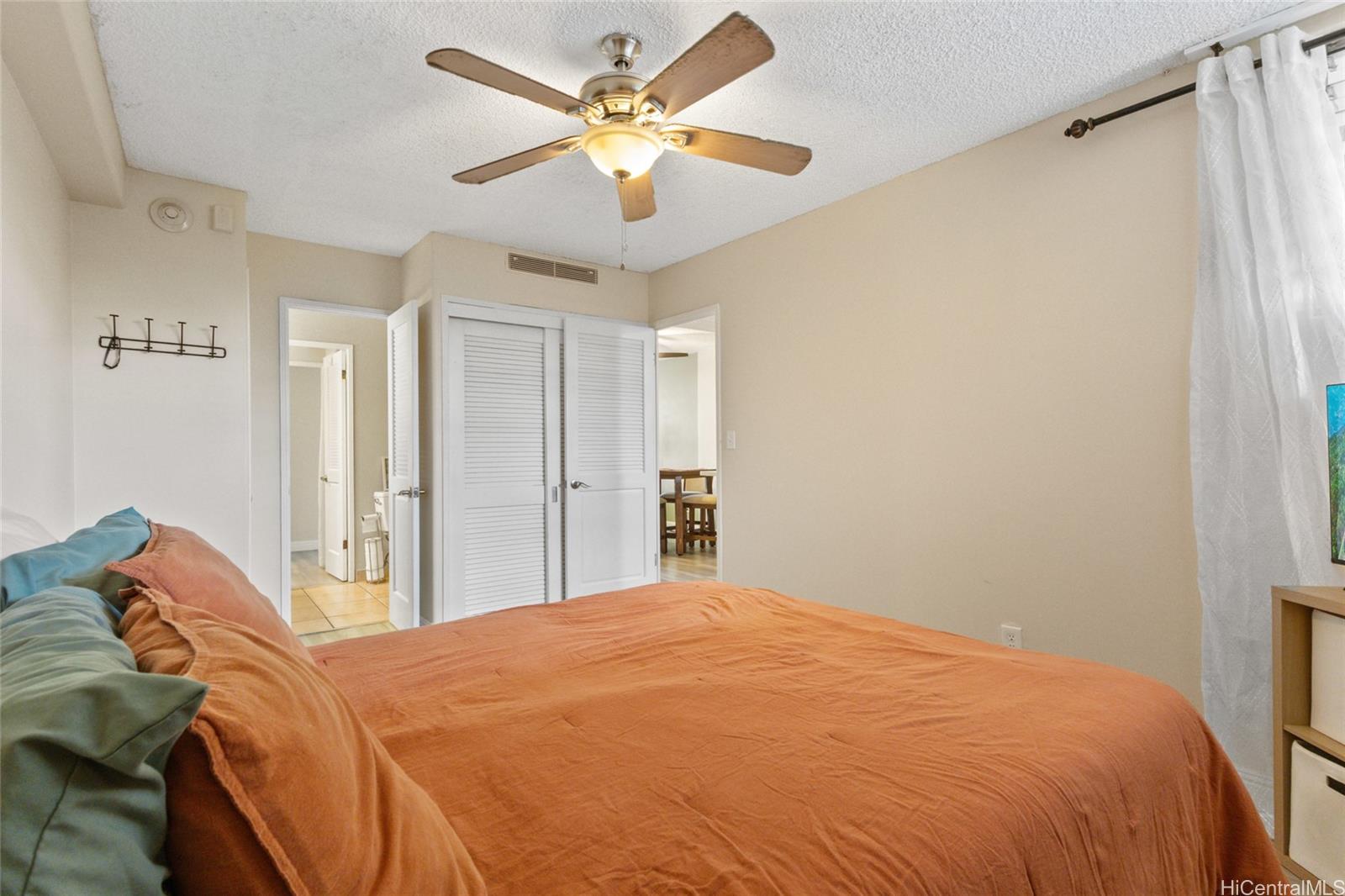 Ala Wai Terrace condo # 251, Honolulu, Hawaii - photo 12 of 25