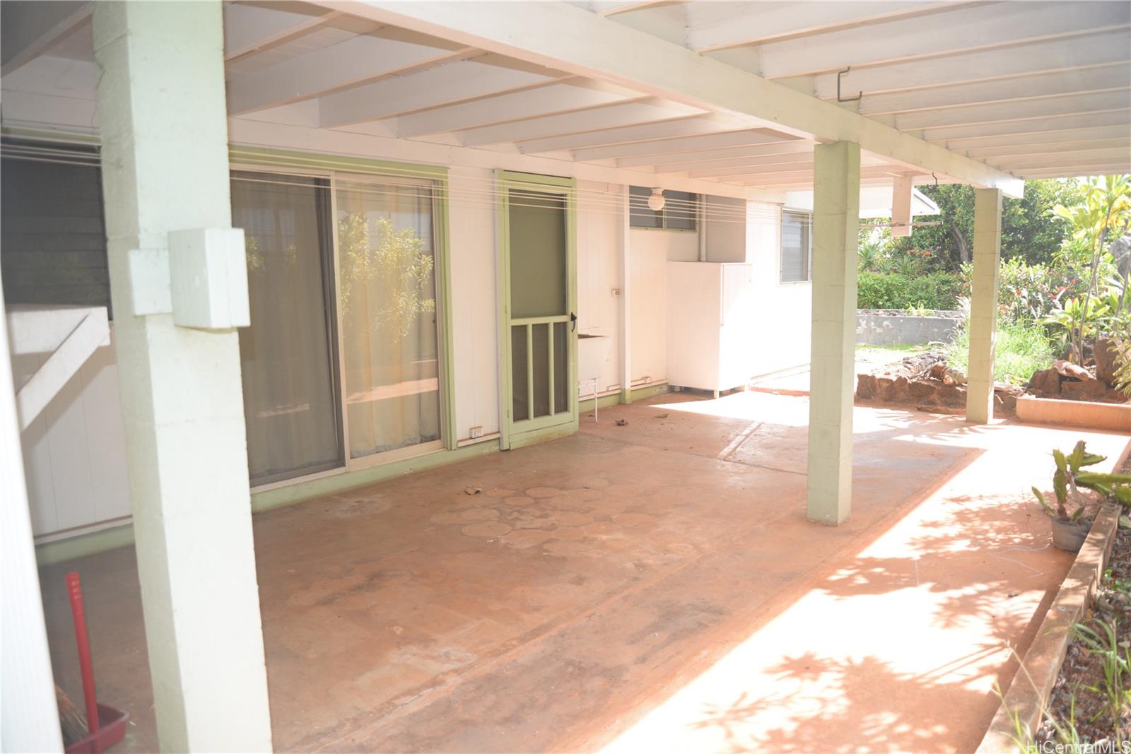 1684  Komo Mai Drive Momilani, PearlCity home - photo 18 of 23