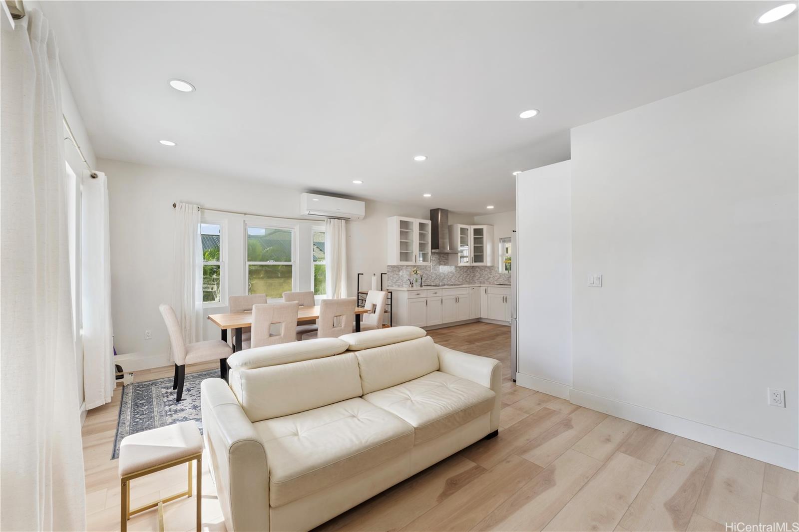 1686  Lewalani Drive Makiki, Honolulu home - photo 3 of 25