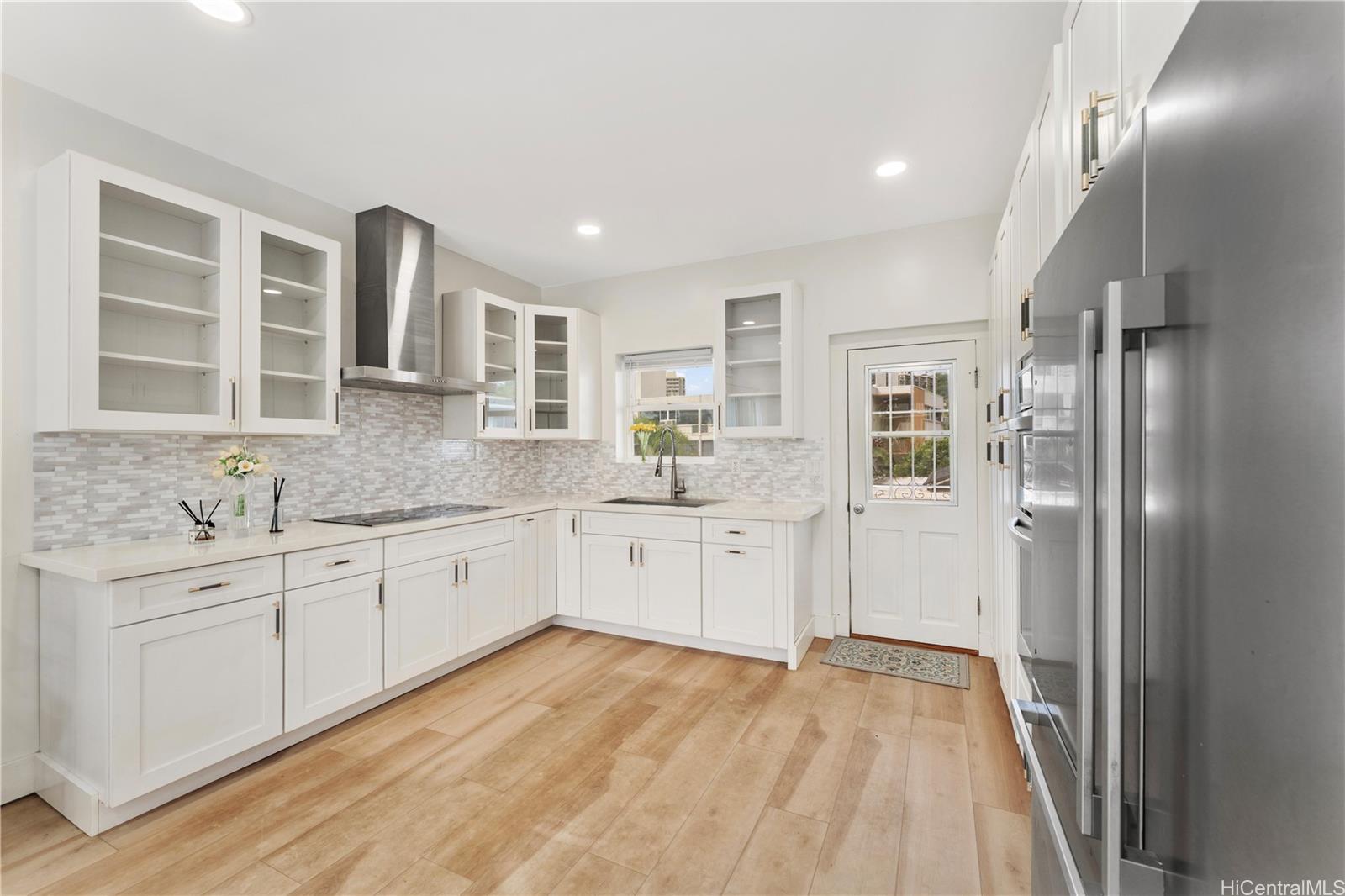 1686  Lewalani Drive Makiki, Honolulu home - photo 8 of 25