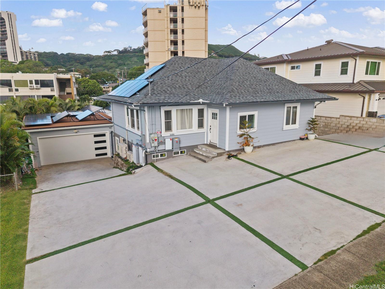 1686  Lewalani Dr Makiki, Honolulu home - photo 9 of 20