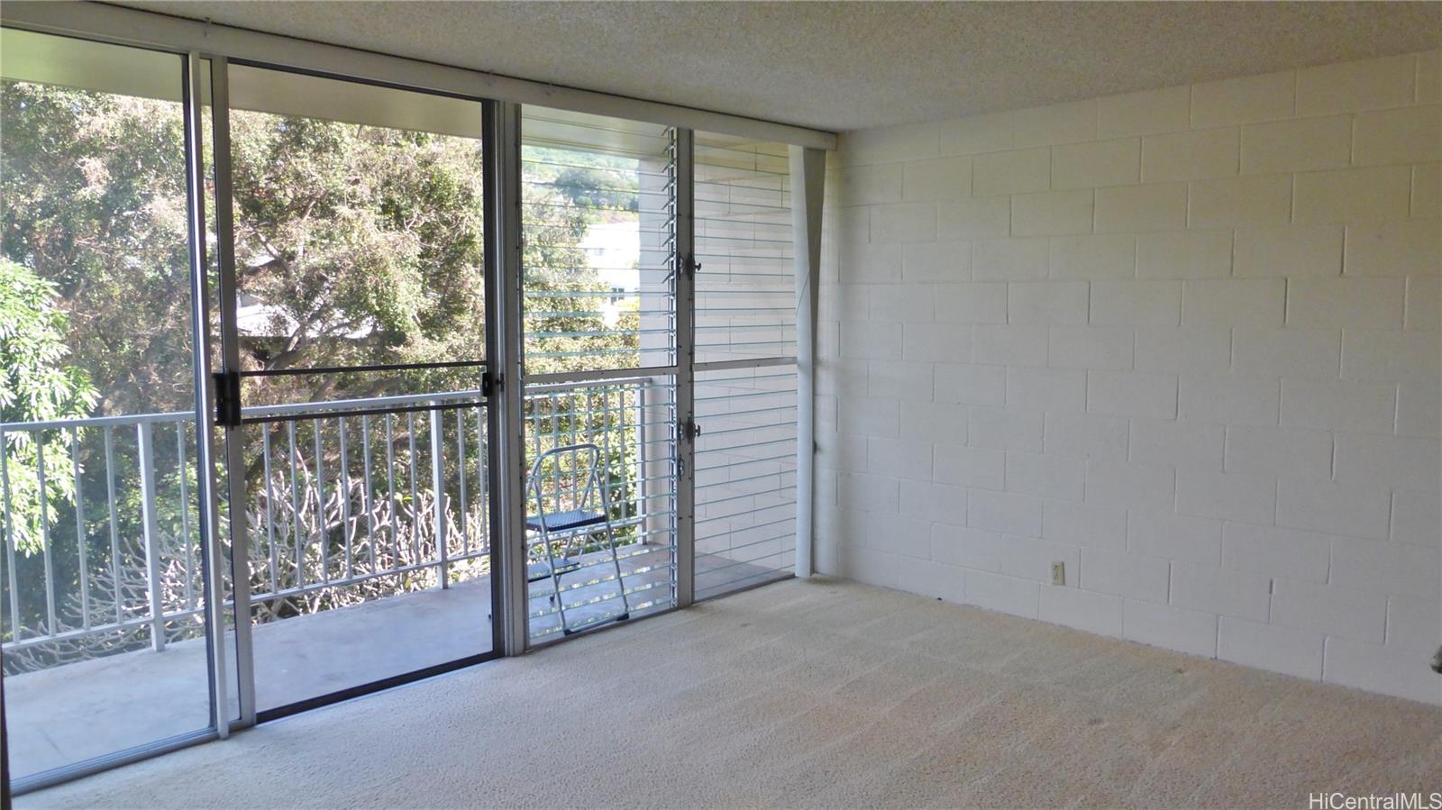1687 Pensacola St Honolulu - Rental - photo 3 of 7