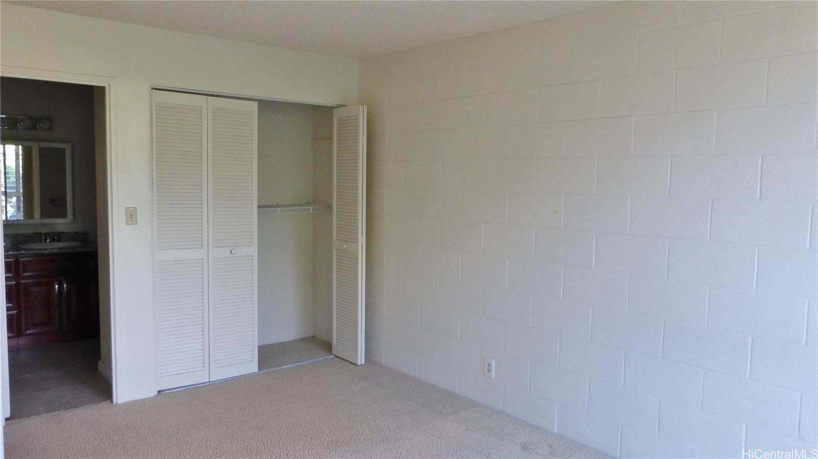 1687 Pensacola St Honolulu - Rental - photo 4 of 7