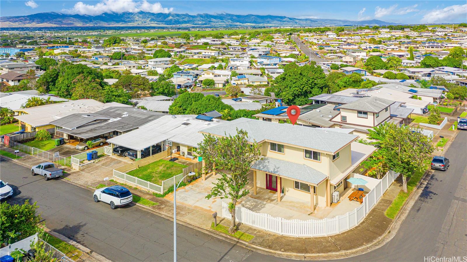 1688  Hoonipo Street Pearl City-upper, PearlCity home - photo 23 of 25