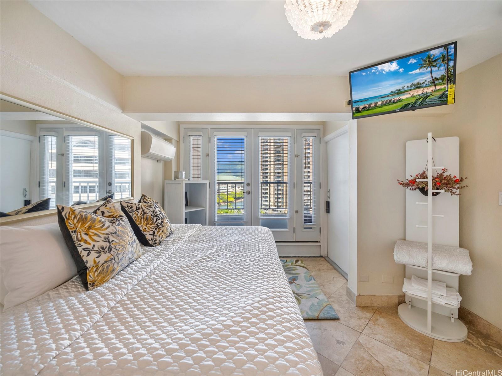 Big Surf condo # 1401, Honolulu, Hawaii - photo 5 of 25