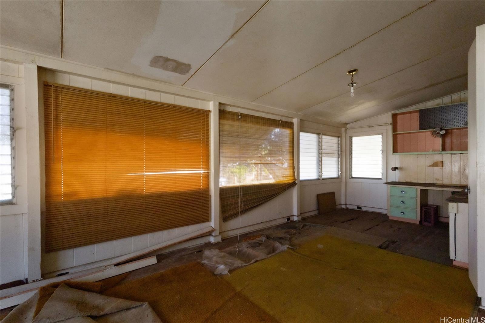 1691  California Ave Wahiawa Heights, Central home - photo 11 of 21