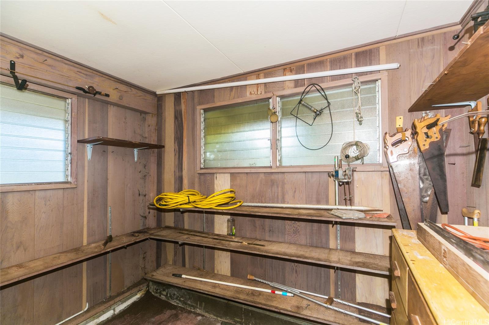 1691  California Ave Wahiawa Heights, Central home - photo 15 of 21