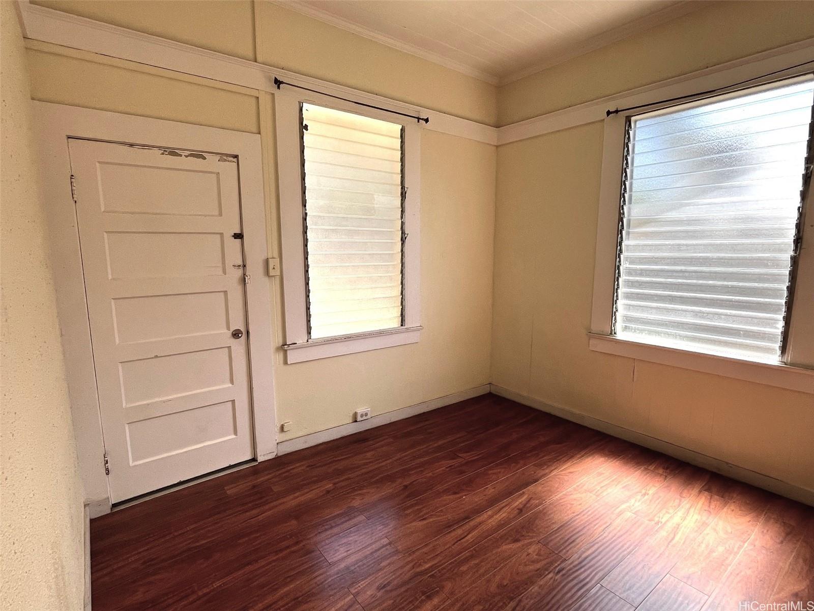 1691 Kamamalu Ave Honolulu - Rental - photo 13 of 23