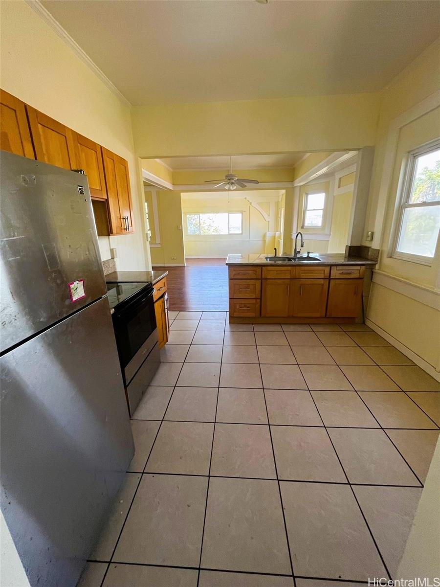 1691 Kamamalu Ave Honolulu - Rental - photo 7 of 23