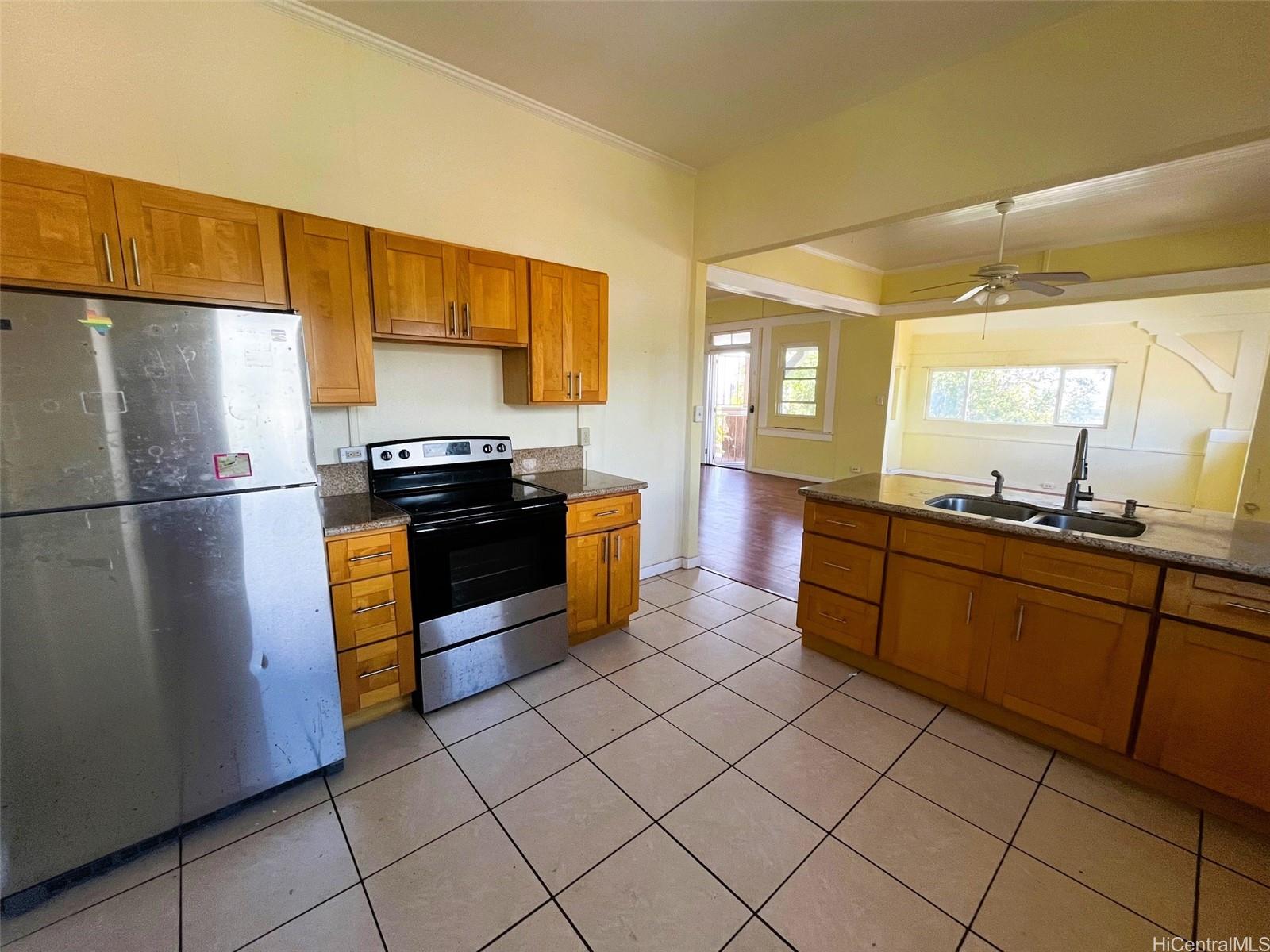 1691 Kamamalu Ave Honolulu - Rental - photo 9 of 23