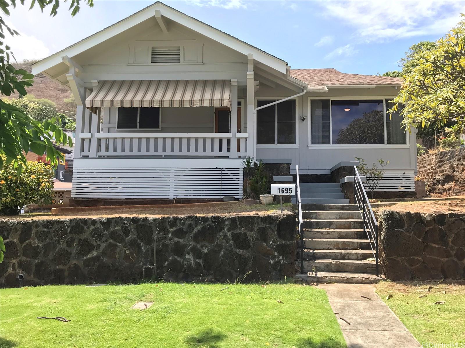 1695 Kamamalu Ave Honolulu - Rental - photo 12 of 16