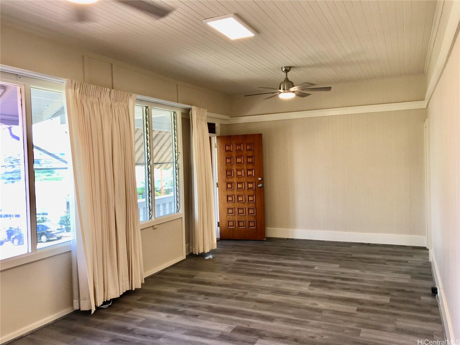 1695 Kamamalu Ave Honolulu - Rental - photo 5 of 16