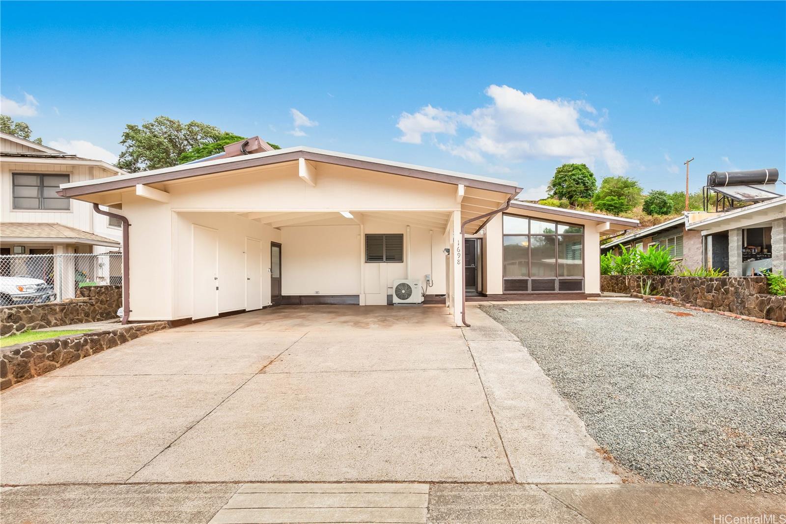 1698  Hoohulu Street Pearl City-upper, PearlCity home - photo 17 of 19