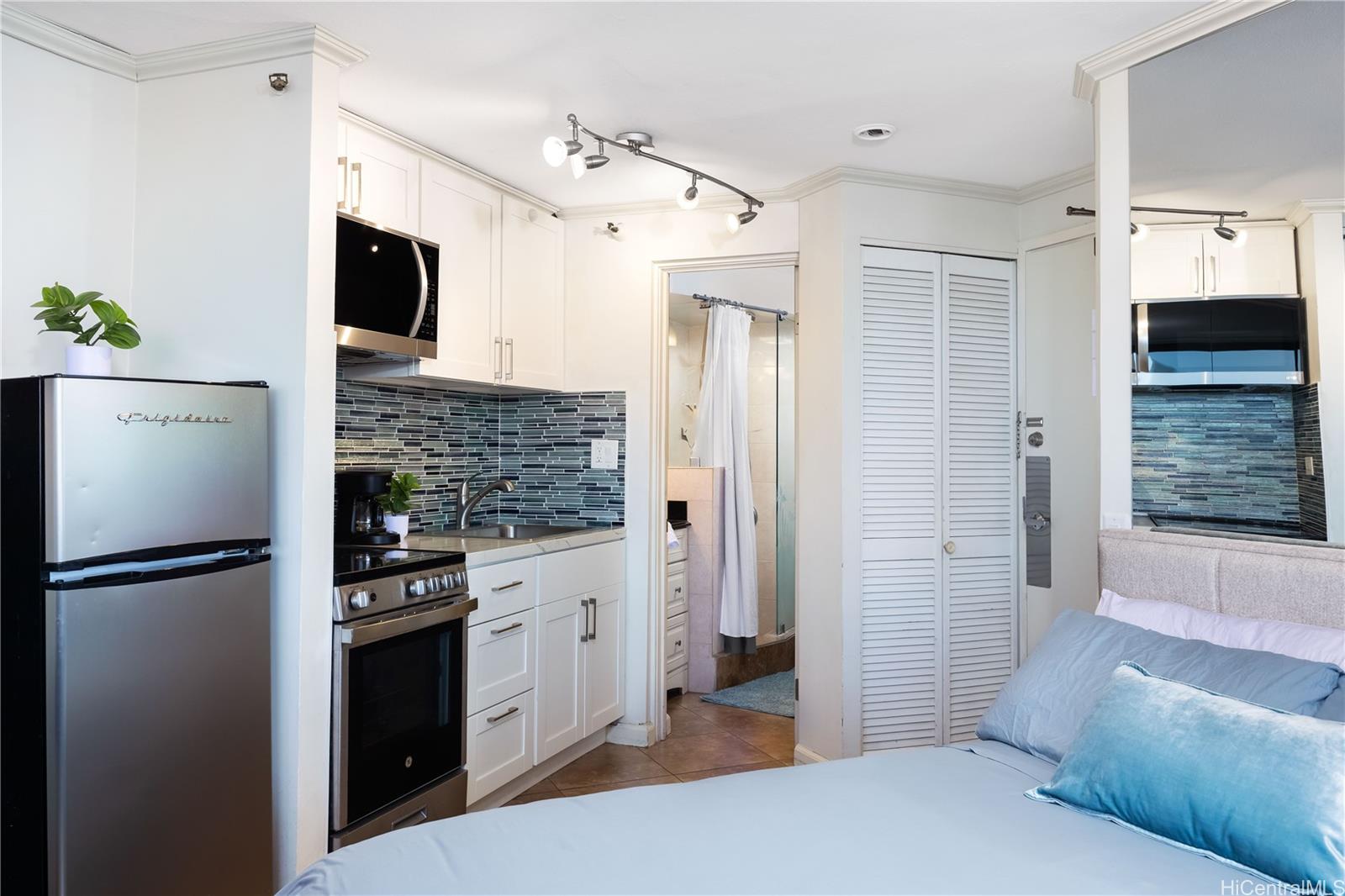 Waikiki Marina Condominium condo # 3801, Honolulu, Hawaii - photo 8 of 24