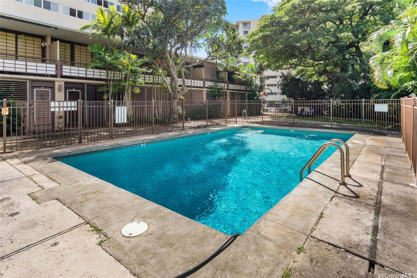 Oahuan Ltd condo # 106, Honolulu, Hawaii - photo 15 of 15