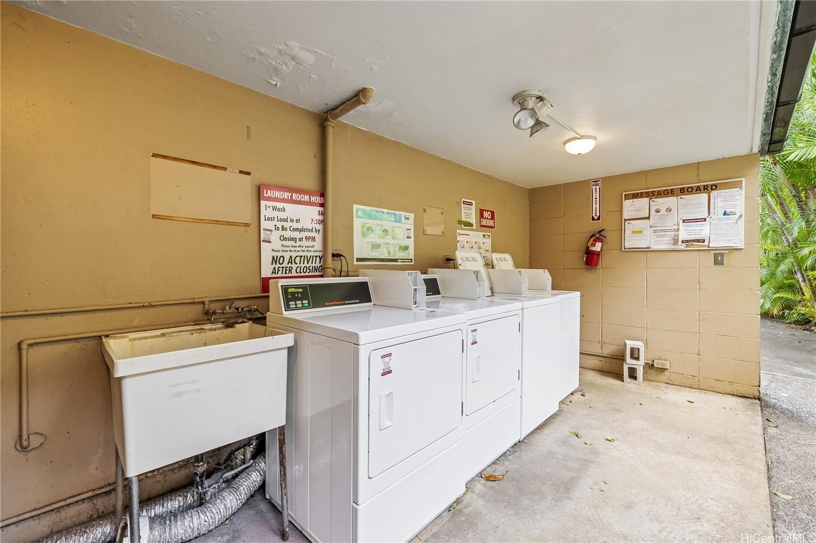 Oahuan Ltd condo # 112, Honolulu, Hawaii - photo 24 of 25