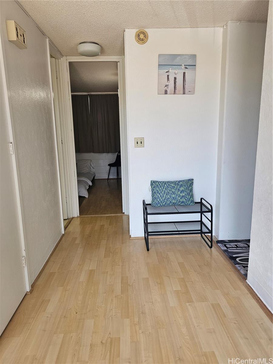 Hale O Kalani Towers condo # 204, Honolulu, Hawaii - photo 6 of 10